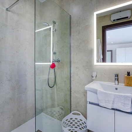 Spacious & Cosy 3br With Private Balconies By 360 Estates Apartment Fgura