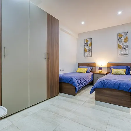 Spacious & Cosy 3br With Private Balconies By 360 Estates Apartment *