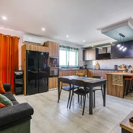 Apartment Spacious & Cosy 3br With Private Balconies By 360 Estates