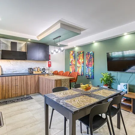 Spacious & Cosy 3br With Private Balconies By 360 Estates Apartment *