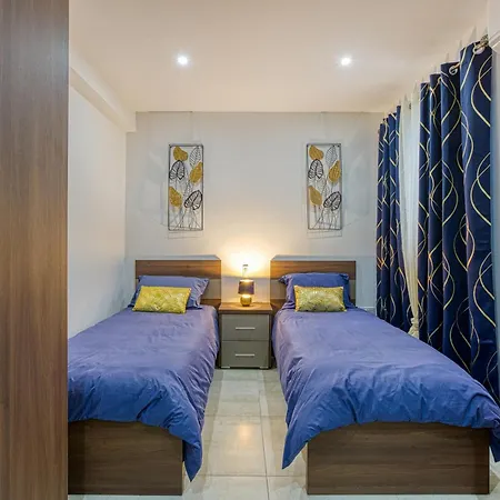 公寓 Spacious & Cosy 3br With Private Balconies By 360 Estates